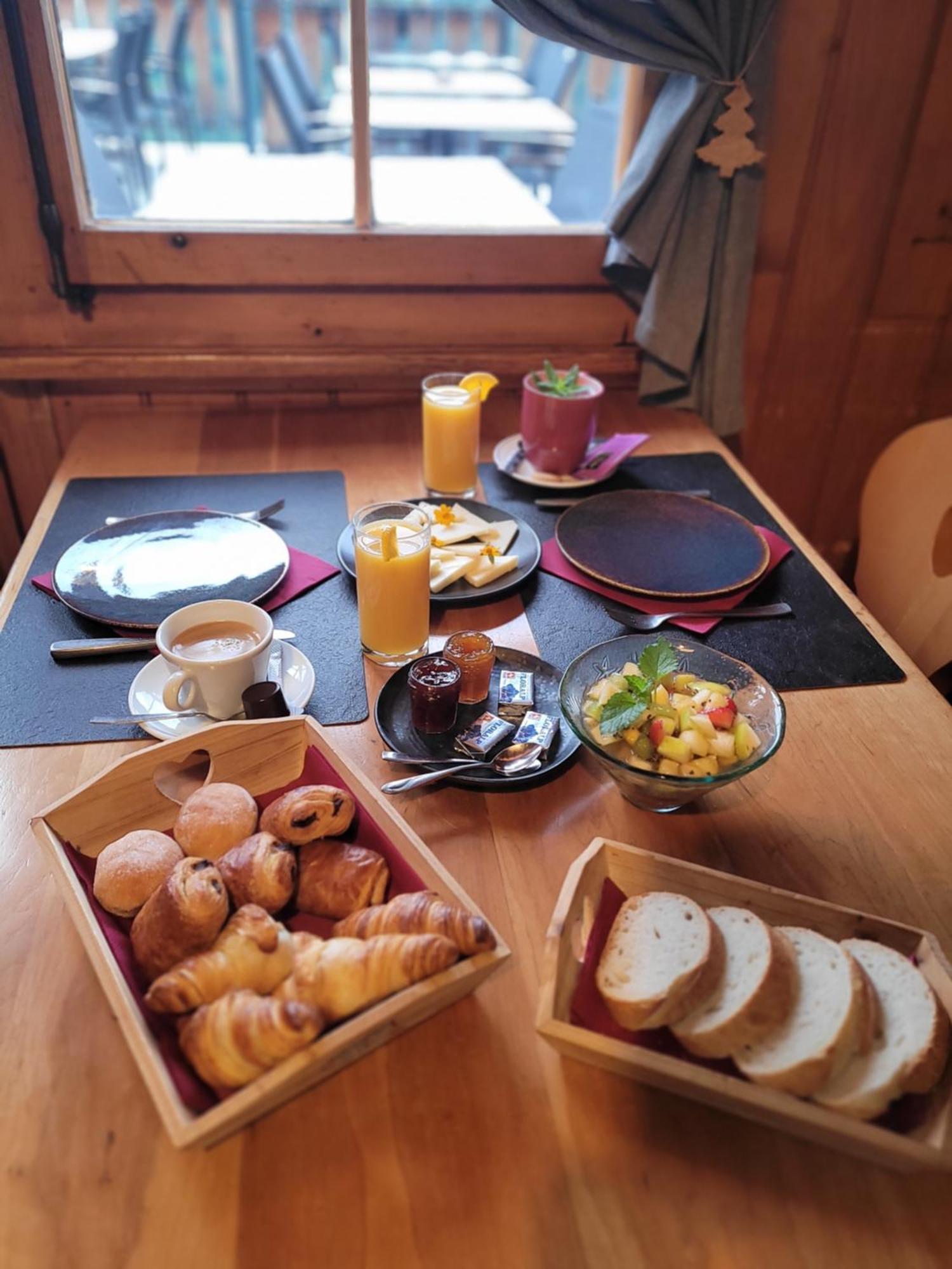 Auberge Le Mont-Gele Iserables Εξωτερικό φωτογραφία